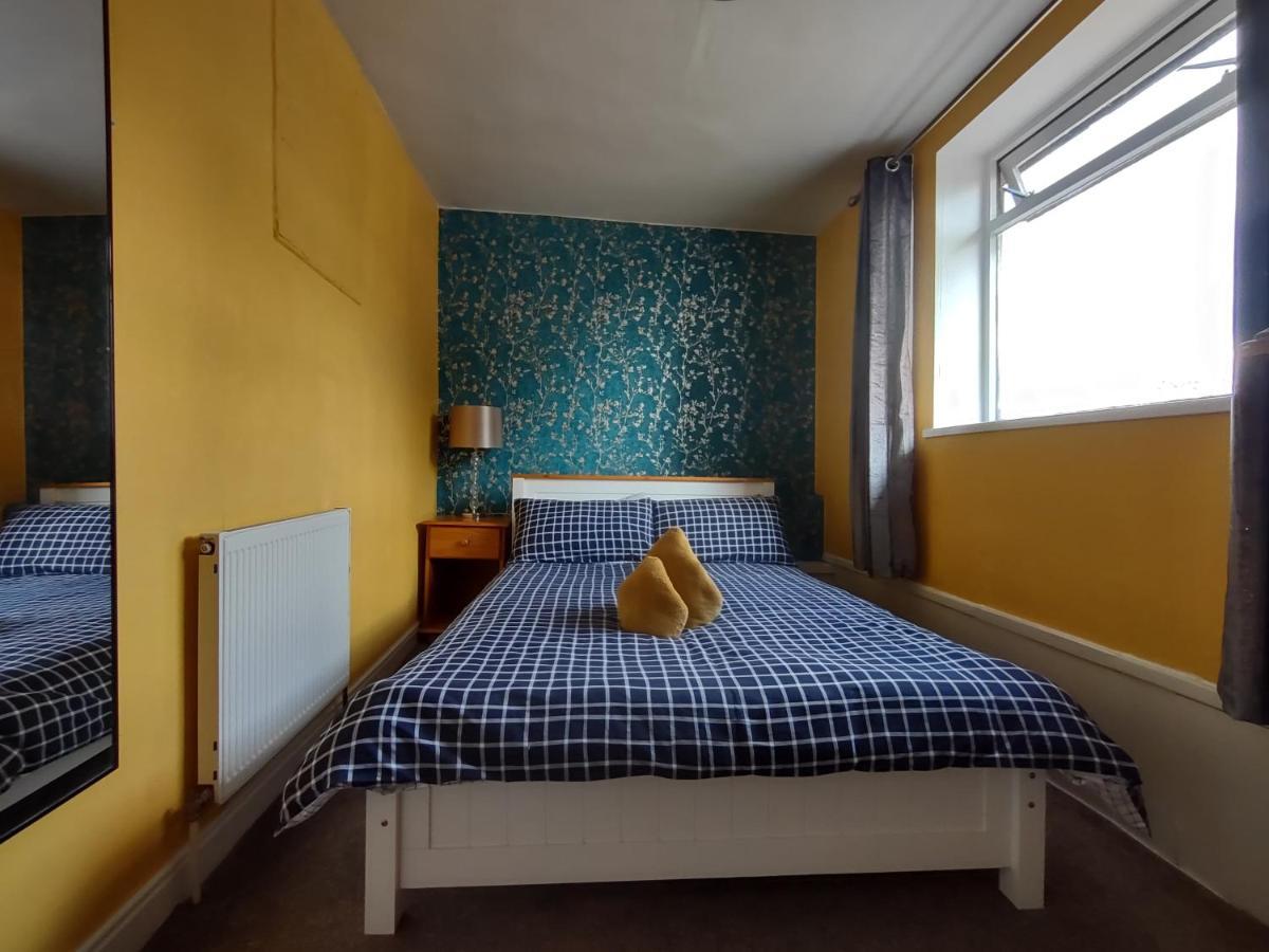 The Shoulder At Hardstoft Hotel Екстериор снимка